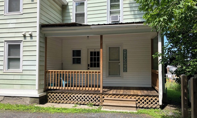 Barre Apartment | Lots of Space for a Great Price! Barre VT!