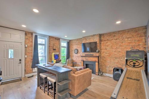 Highlands House | Louisville Gem with Yard, Walk to Bars and Dining