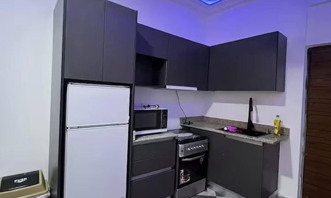 Nopendaw House | Lovely 5-bed House Getaway Duplex in Accra