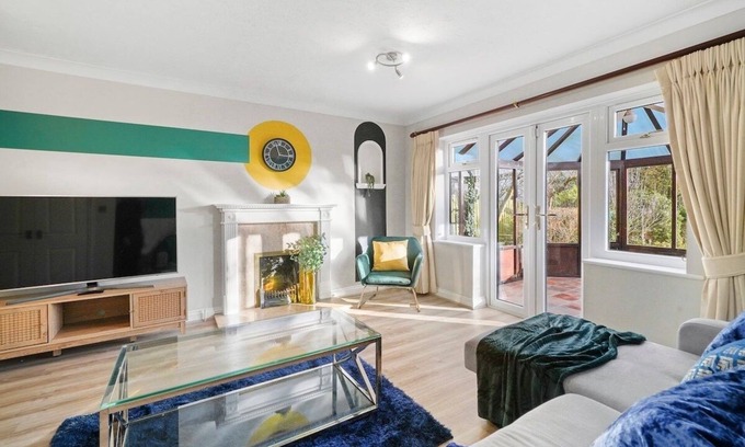 Whittlesford House | Lovely and Boutique 6 bed in Cambridge