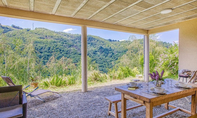 Grand-Vabre Apartment | Lovely apartment in Conques-En-Rouergue
