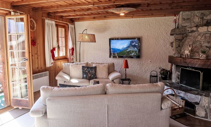 Ormont-Dessus Apartment | Lovely apartment for 8 guests with WIFI, TV, balcony, panoramic view and parking