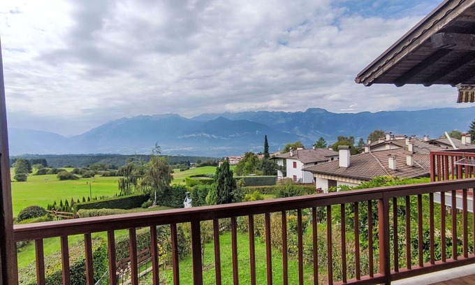 Sfruz Apartment | Lovely apartment for 5 guests with WIFI, TV, terrace and parking