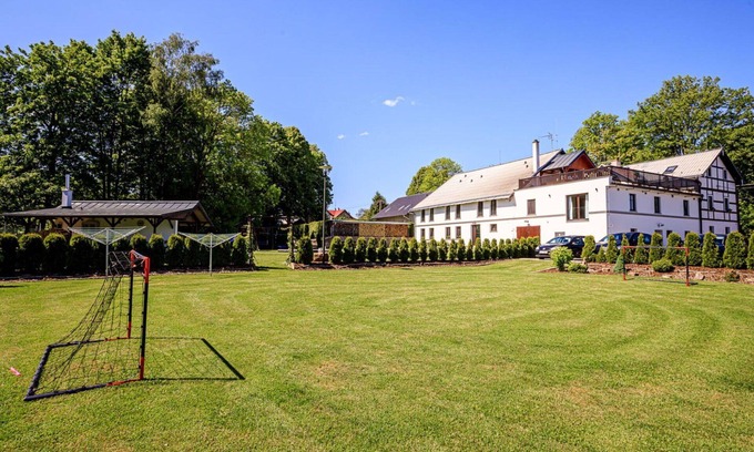 Arnoltice Apartment | Lovely apartment for 4 guests with WIFI, TV, terrace and parking