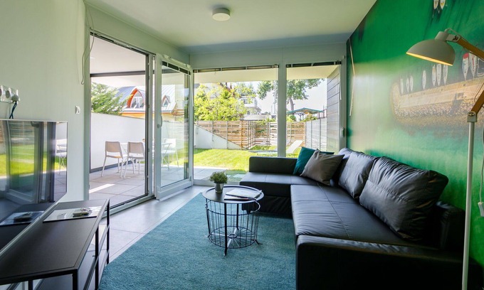 Balatonszemes Apartment | Lovely apartment for 4 guests with A/C, WIFI, pool, TV, terrace, pets allowed and parking