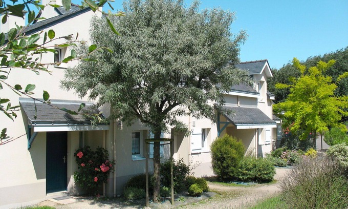 Penestin House | Lovely apartment in villa for 6 guests with WIFI, pool, TV, terrace, pets allowed and parking