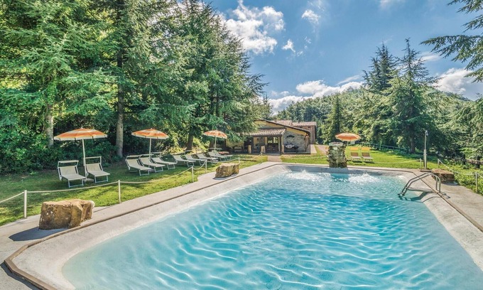 Apecchio House | Lovely home in Apecchio PU