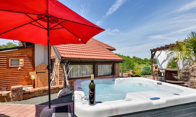 Varazdin House | Lovely home in Beretinec with WiFi