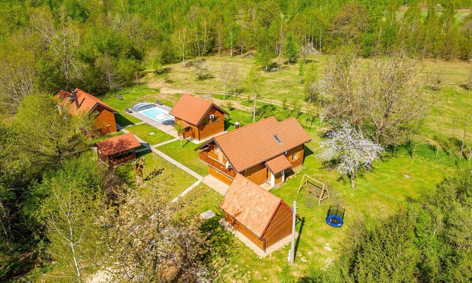 Gospic House | Lovely home in Brezik with sauna