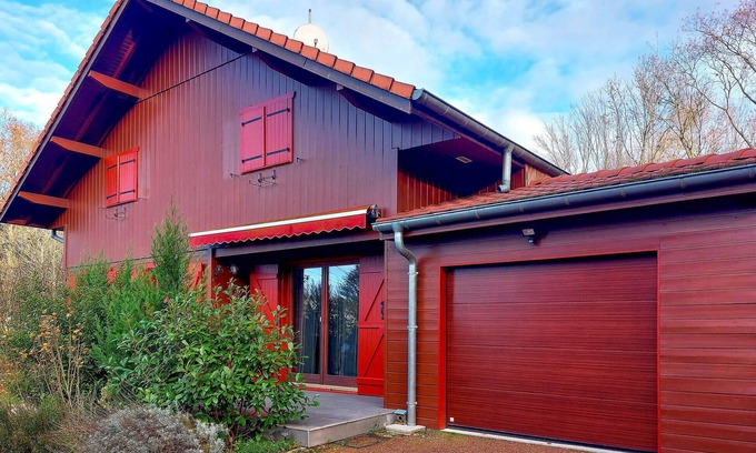 Langatte House | Lovely home in Langatte with WiFi