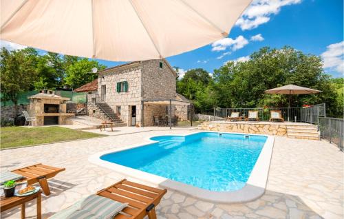 Runovici House | Lovely Home In Runovic