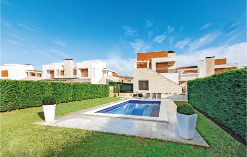Vabriga House | Lovely Home In Vabriga With Kitchen