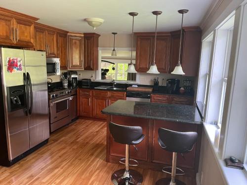 Eastern Vermont House | Lovely home near Stowe, shopping and trails