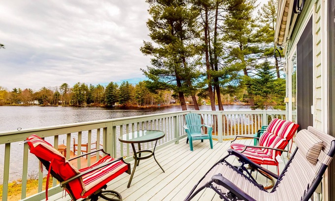South Sanford House | Lovely lakefront home with deck, fire-pit, grill, private dock & pet friendly