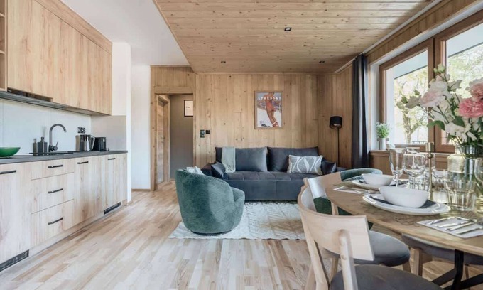 Zakopane Apartment | Lovely, quiet 2-bedroom apartament in city center