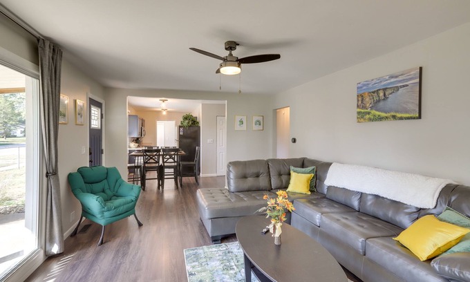 South Bend House | Lovely South Bend Home ~ 3 Mi to Dtwn & Notre Dame