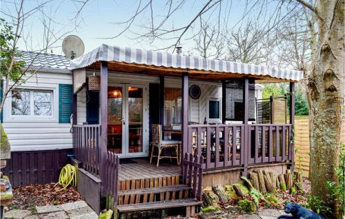 Livry-sur-Seine Other | Lovely Stacaravan In Livry-Sur-Seine