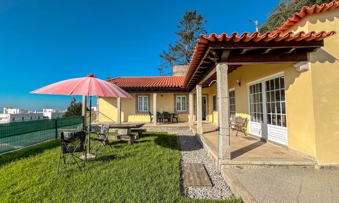 Monserrate House | Lovely Sunny-House