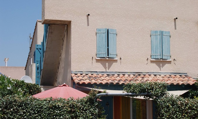 Saint-Pierre-la-Mer House | Lovely vacation home, just a few minutes from the beach, roof terrace with far-reaching views
