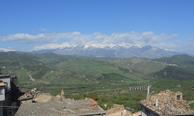Bomba Apartment | Lovely view of the Maiella from home in the heart of Bomba