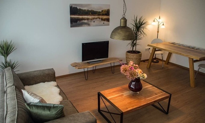 Wackersdorf Apartment | Lovingly furnished vacation apartment with 3 bedrooms