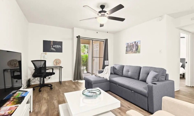Highlands - Perkins Apartment | LSU 2Bed/2Bath Angel Studios Condo NEW