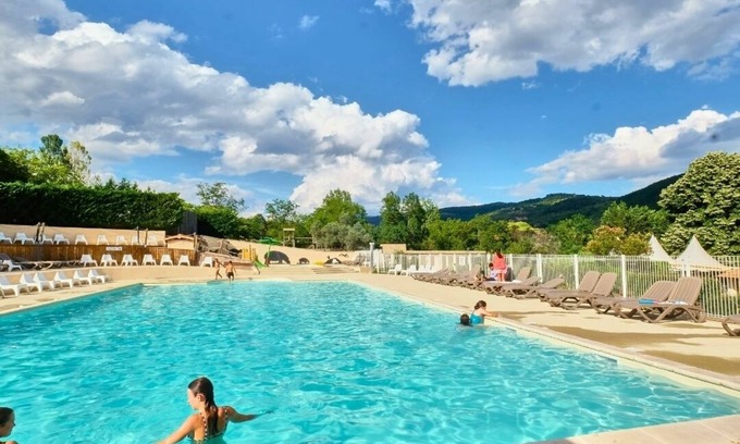 Lussas RV Rental | Ludo Camping Parc