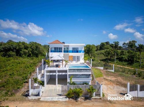 Rio San Juan Villa | Lujosa Villa in Río San Juan J