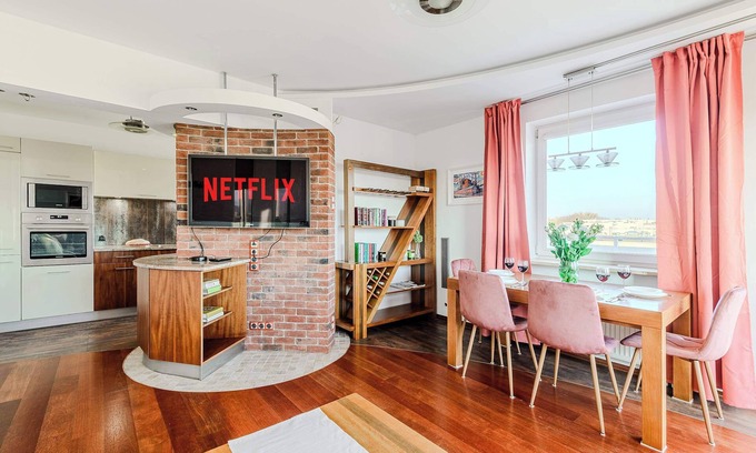Lodz Apartment | Lumina apart with balcony on Sienkiewicza street