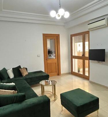 Ain Zaghouen Nord Apartment | Lumineux Calme avec Parking Privé Proche La Marsa