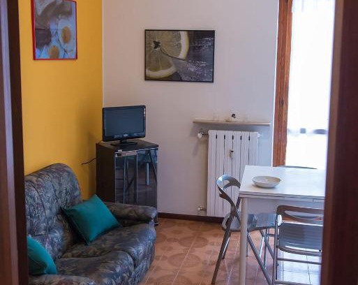 Alessandria Apartment | Luminoso bilocale