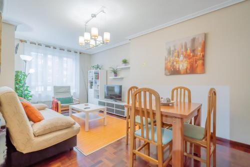 Distrito Sur Apartment | Luminoso y acogedor apartamento en GIJON