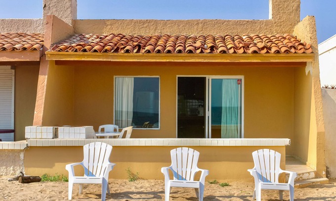 Santa Ana House | Luna y Sol: Mirador beachfront w/views near bars, restaurants, & the Malecon