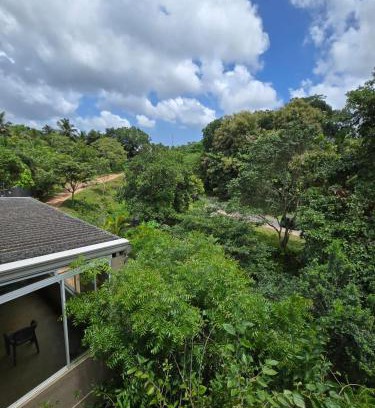 Thalawatugoda Apartment | Lush Lakeside Nature's Nook