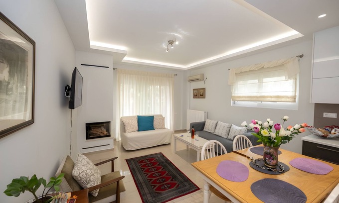 Chalandri Condo | "Lux 1-bedroom condo-L&L Refuge"