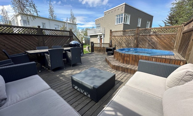Akureyri House | Luxary Holiday Home in Akureyri, capital of the North