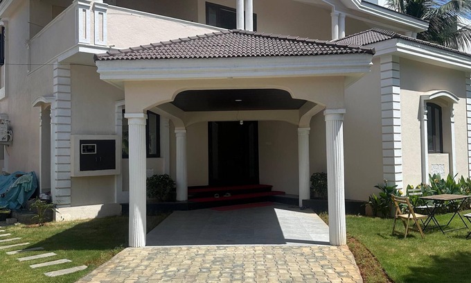 Sadras Villa | Luxe 5BHK ECR Villa Near Beach – Perfect for Families, Groups & Events