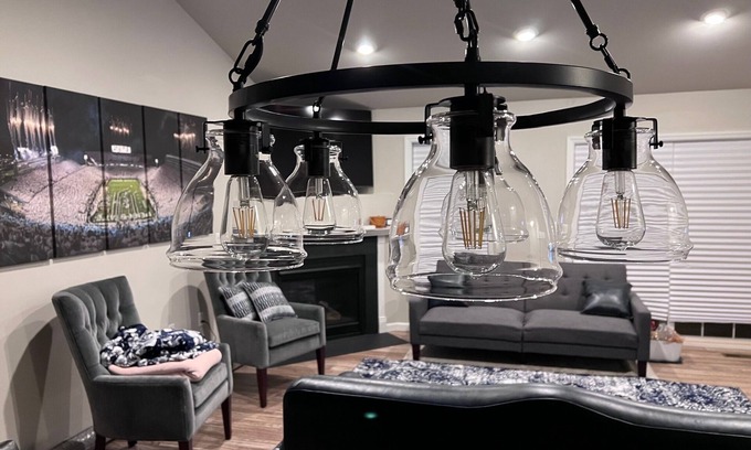 Bellefonte House | Luxe Accommodations Minutes from Penn State!