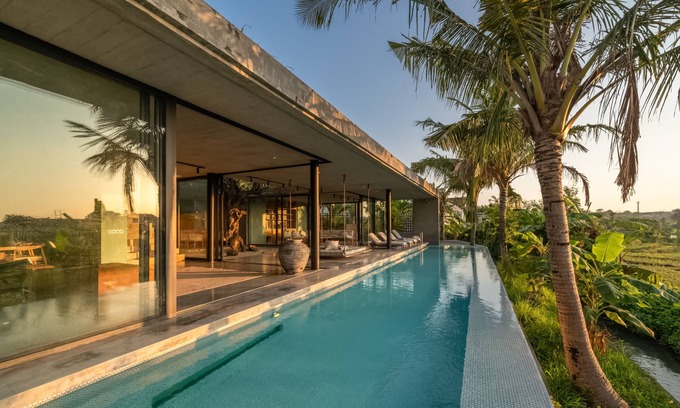 Babakan Villa | Luxe Bridge villas : Modern Meets Tropical w/Chef