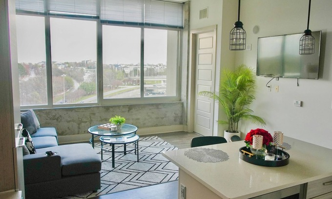Peachtree Center Apartment | Luxe Downtown High-Rise-Stunning Views & Prime ATL Location Close to Attractions