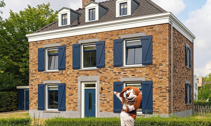 Maastricht Cottage | Luxe house with kids facilities - 6 bedrooms/3 bathrooms
