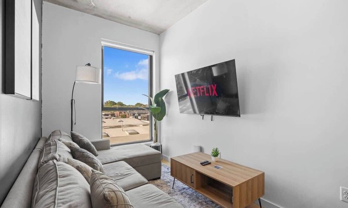 Charlotte Apartment | Luxe King 2BR Suite in South End Charlotte!