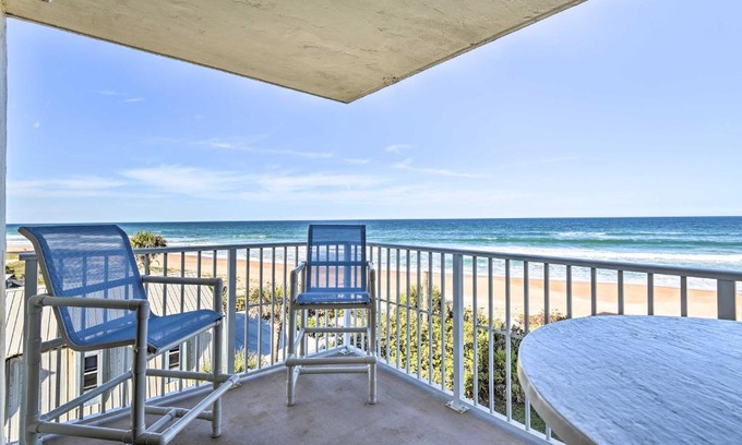 Seawinds Condo Apartment | Luxe Oceanfront Condo with Pool, Beach Access and Gear
