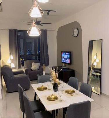 Kampung Bukit Dukong Apartment | luxirious 2BR suite in cheras