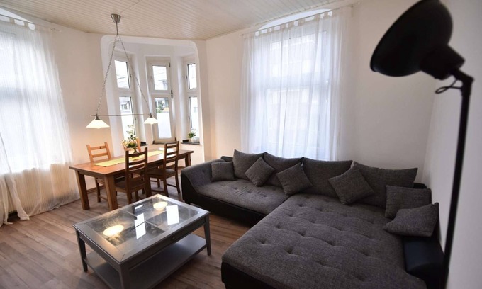 Rath Apartment | Luxuriöse Messe- und Ferienwohnung