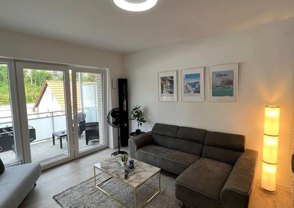 Hedtberg Apartment | Luxuriöses Apartment,Neubau, 4 Personen, Parkplatz, Griechischer Stil