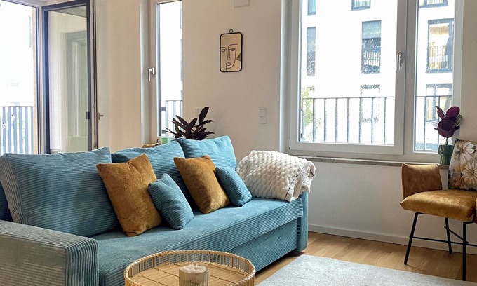 Schoenefeld Apartment | Luxurious 2-room apartment, WLAN, washing machine