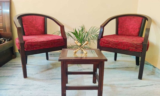 Vaishali Nagar Apartment | Luxurious 3 BHK Independent Urban Retreat Homestay