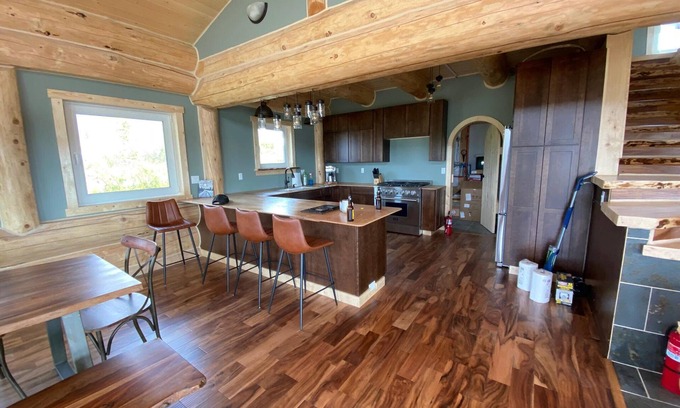 Matanuska-Susitna Borough House | Luxurious Alaskan home on the Denali Highway