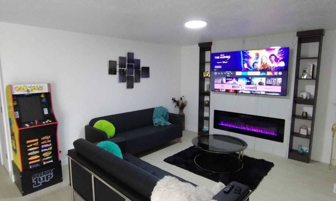 West Valley City House | luxurious Charming 2-bed house with WiFi and AC with arcade pac-man pet friendly